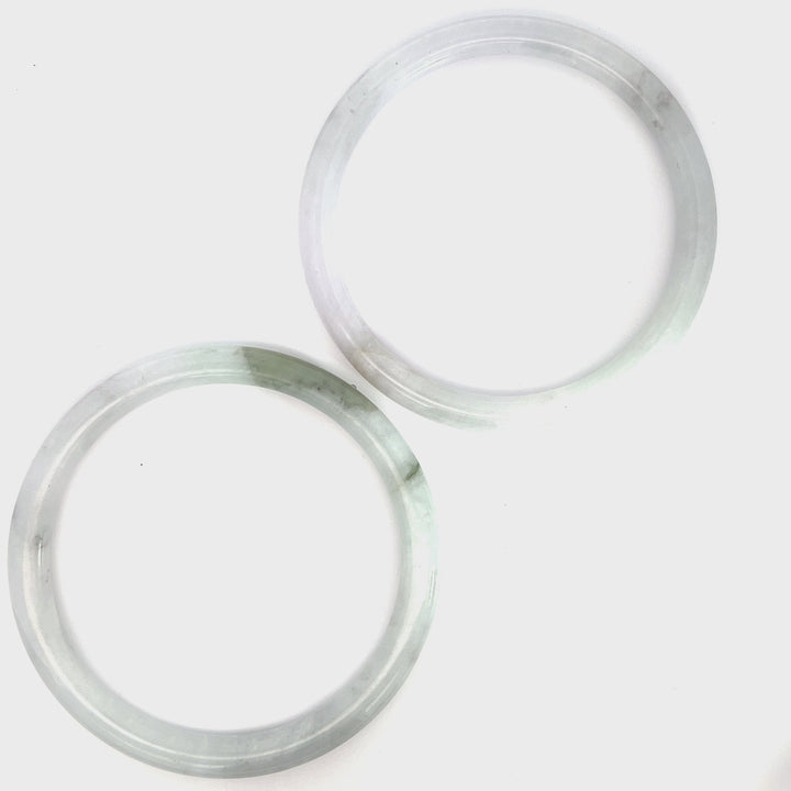 Light Jade Bangle