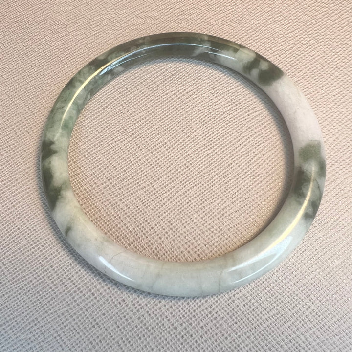 Variegated Jade Bangle