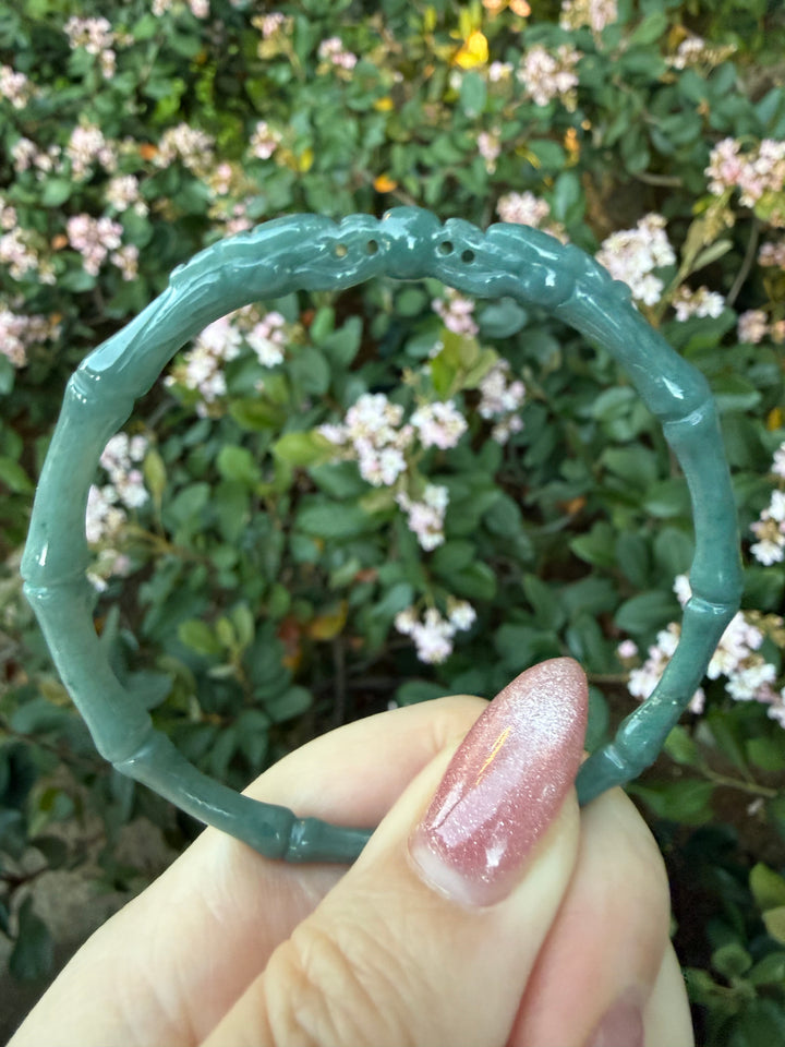 Blue Water Jade Dragon Bangle